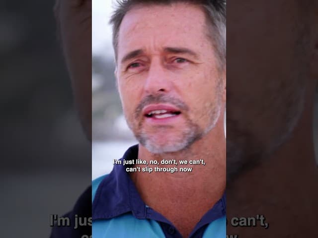 Lifeguards and police confront inappropriate man 🚨 #bondirescue #lifeguard #beach #shortsfeed