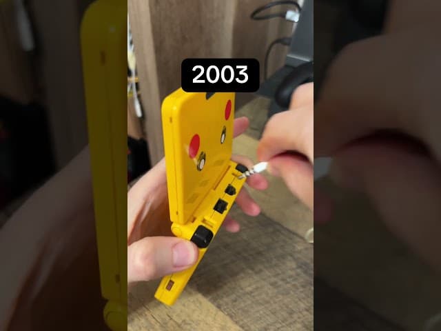 Inserting The Game Boy Headphones