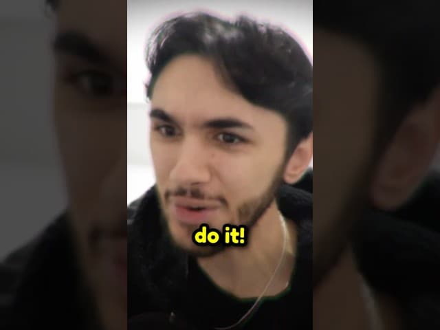 He turns noodles into art... #shorts #shortsfeed #youtubeshorts #cringe #lifehack #comedy #funny