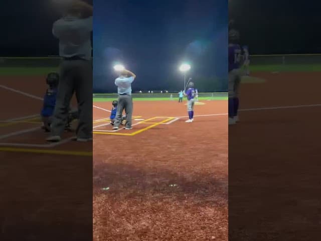 The ultimate big sister batting advice #softballlife #softballgirls #siblings
