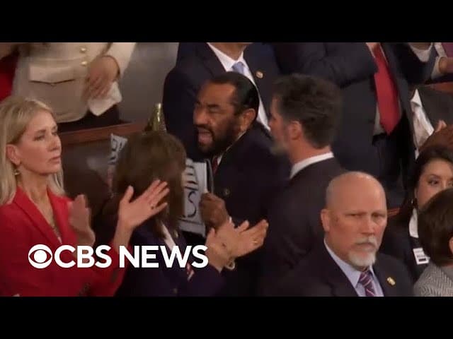 Rep. Al Green removed from chamber during State of the Union