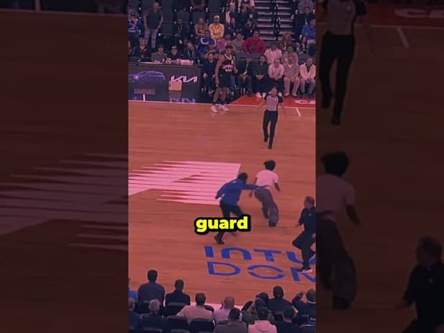 Bro really juked BOTH guards 😭